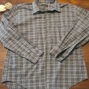 Kenneth‎ Roberts men's long sleeved shirt